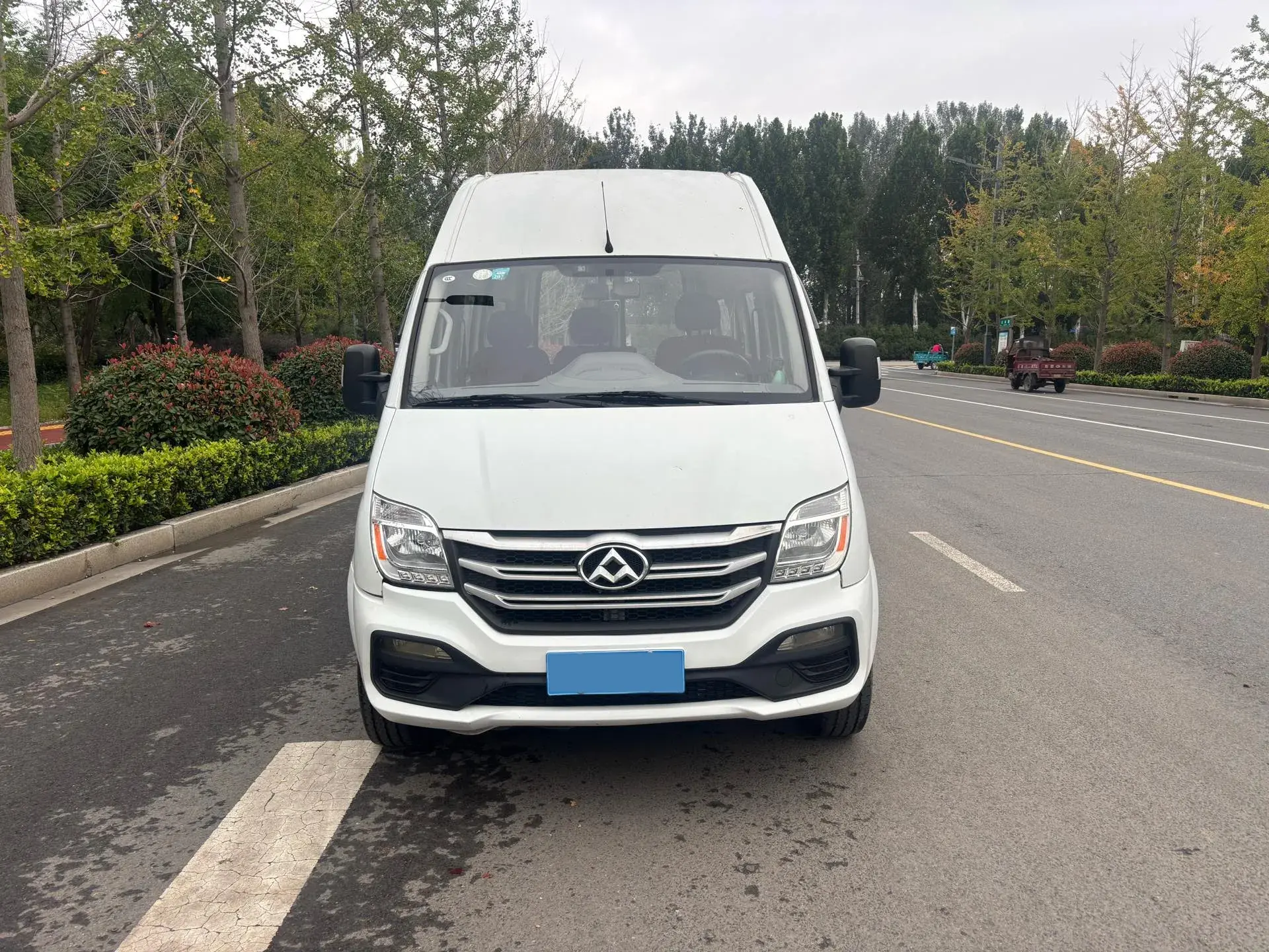 2013 MAXUS XINTU thumbnail 2