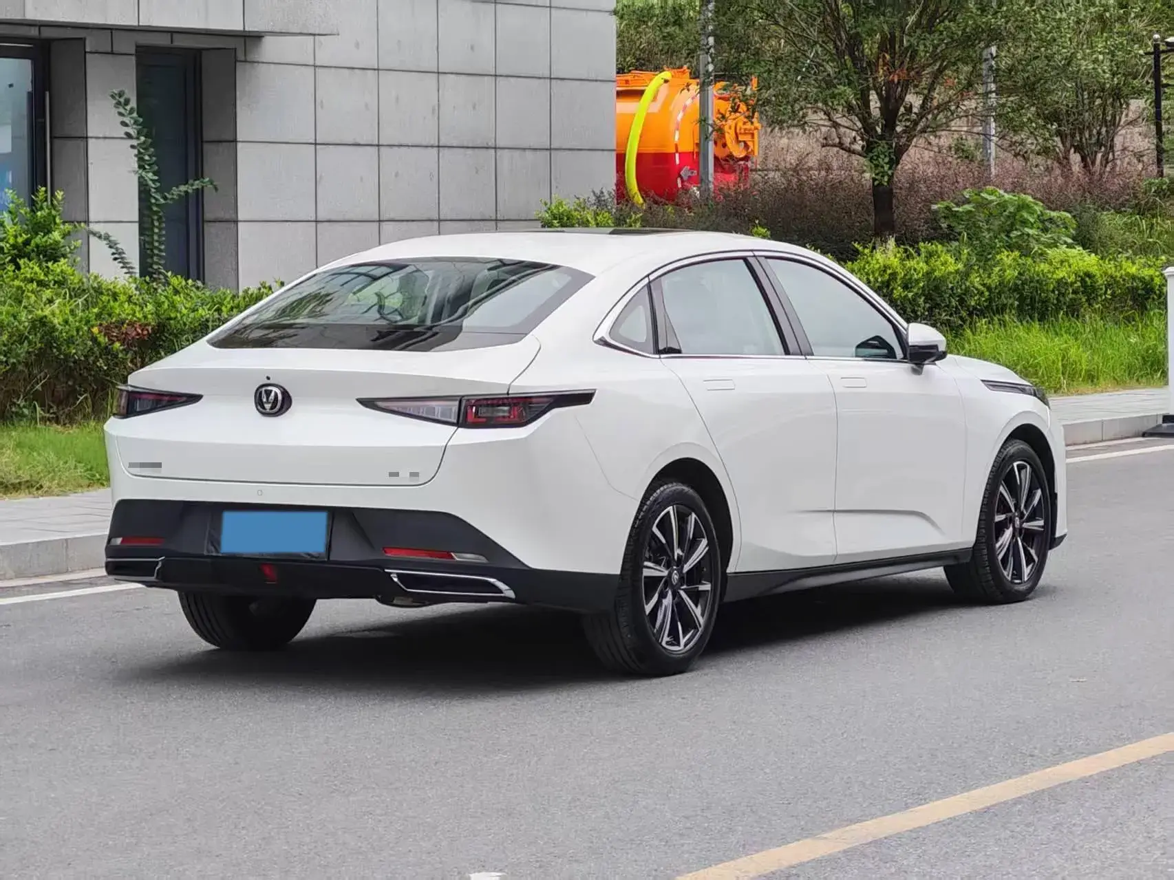 2024 CHANGAN EADO thumbnail 4