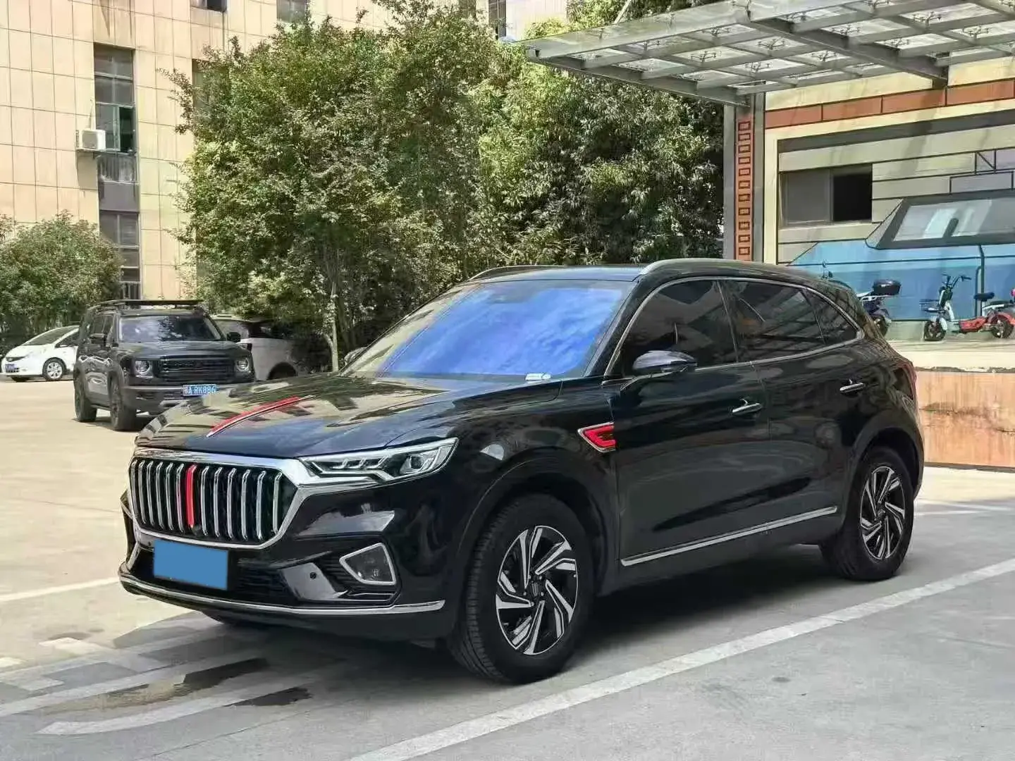 2025 HONGQI HS5 view 1