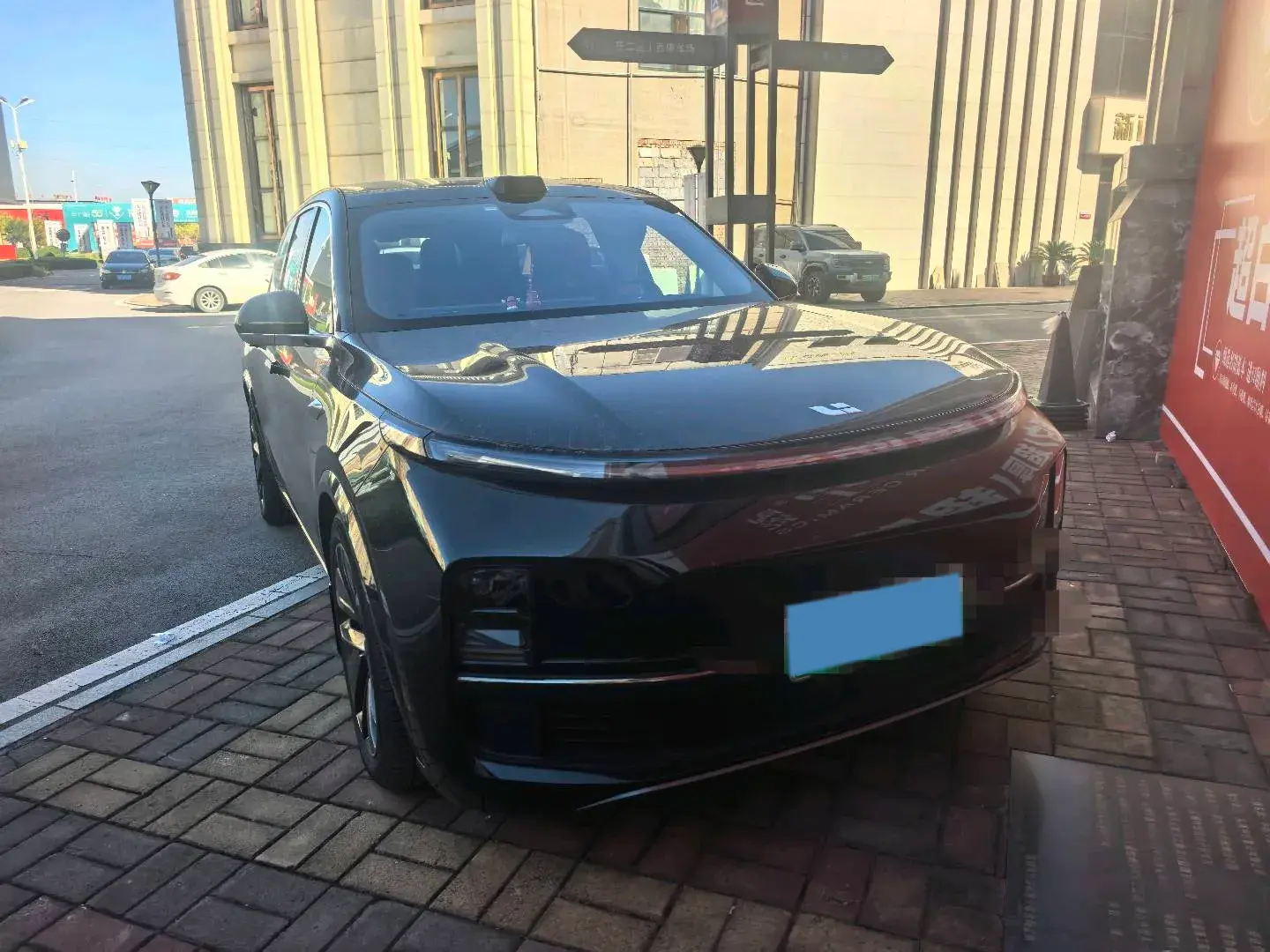 2022 LI L9 thumbnail 3