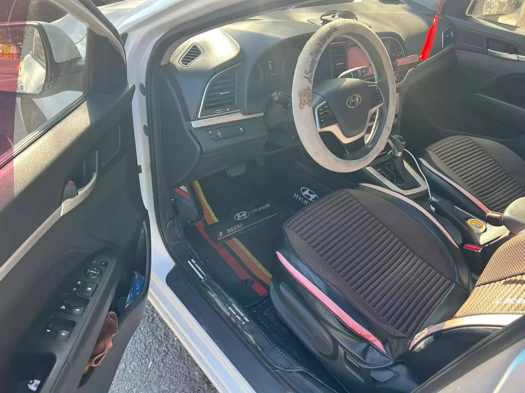 2016 HYUNDAI ELANTRA thumbnail 2