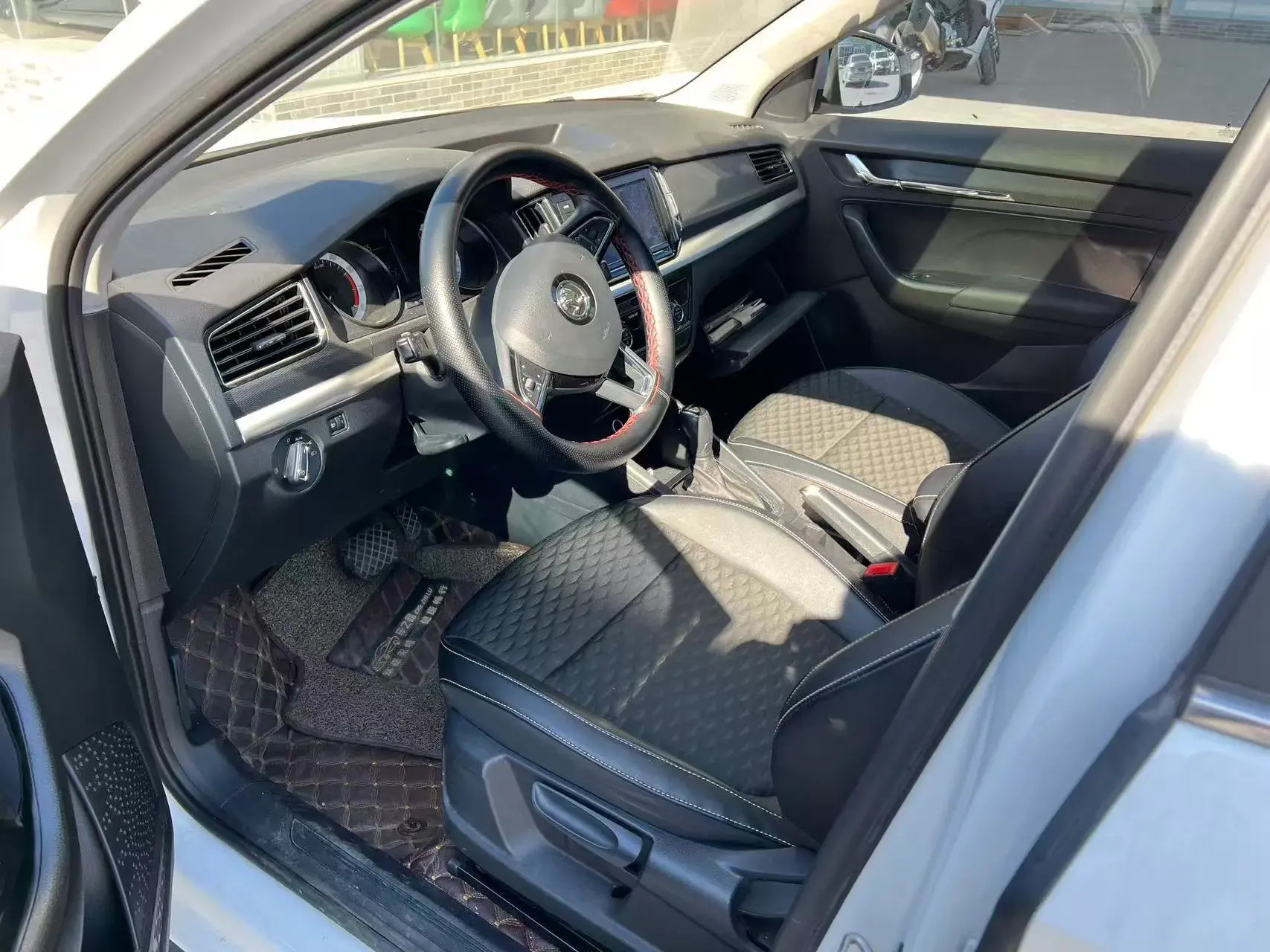 2018 SKODA KAMIQ thumbnail 4