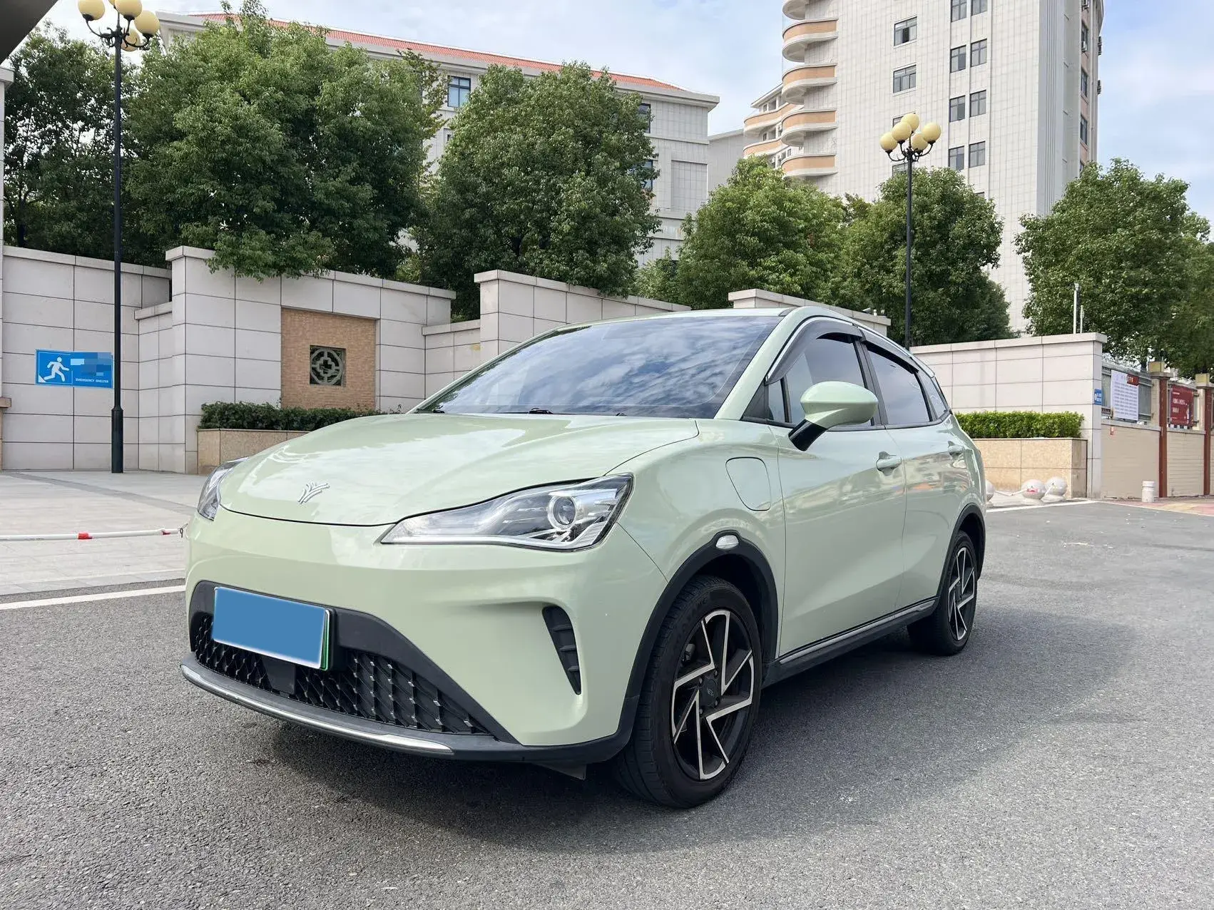 2023 NETA AYA view 1