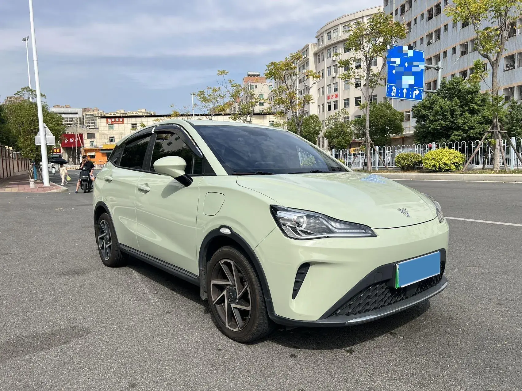 2023 NETA AYA thumbnail 3