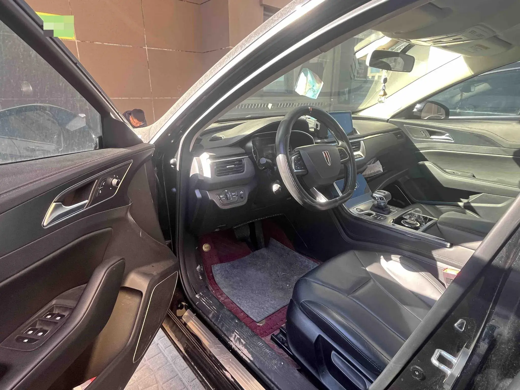 2022 HONGQI H5 thumbnail 2