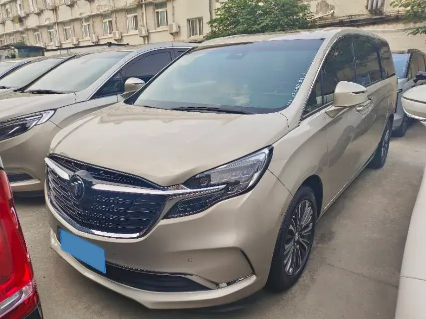 2021 BUICK GL8 view 1