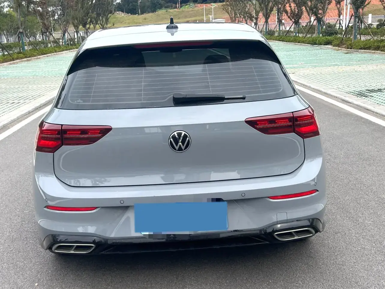 2021 VOLKSWAGEN GOLF thumbnail 4