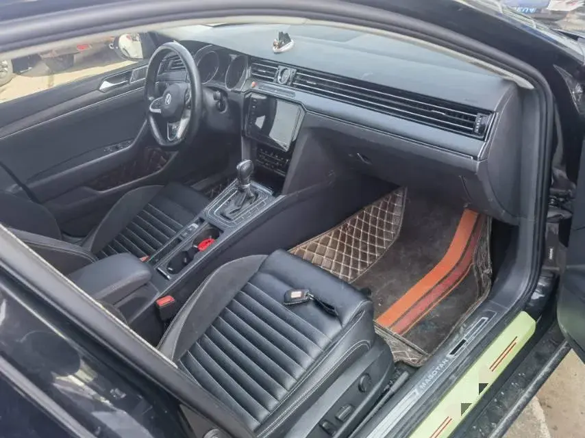 2020 VOLKSWAGEN MAGOTAN thumbnail 3