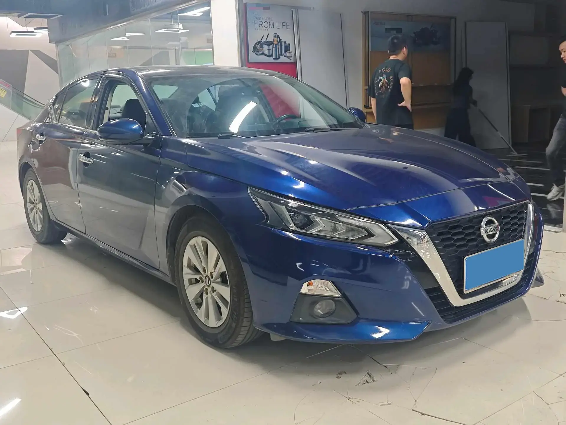 2019 NISSAN TEANA thumbnail 3