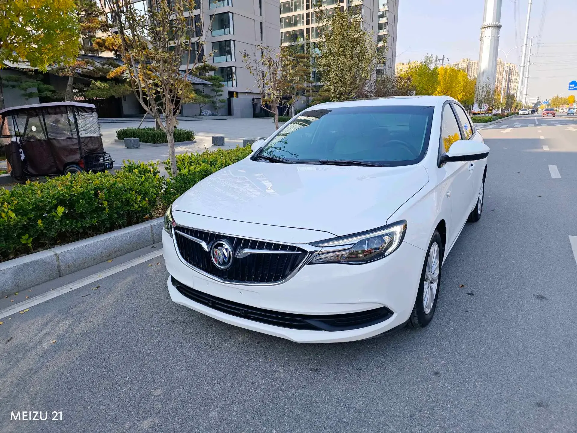 2020 BUICK REGAL view 1