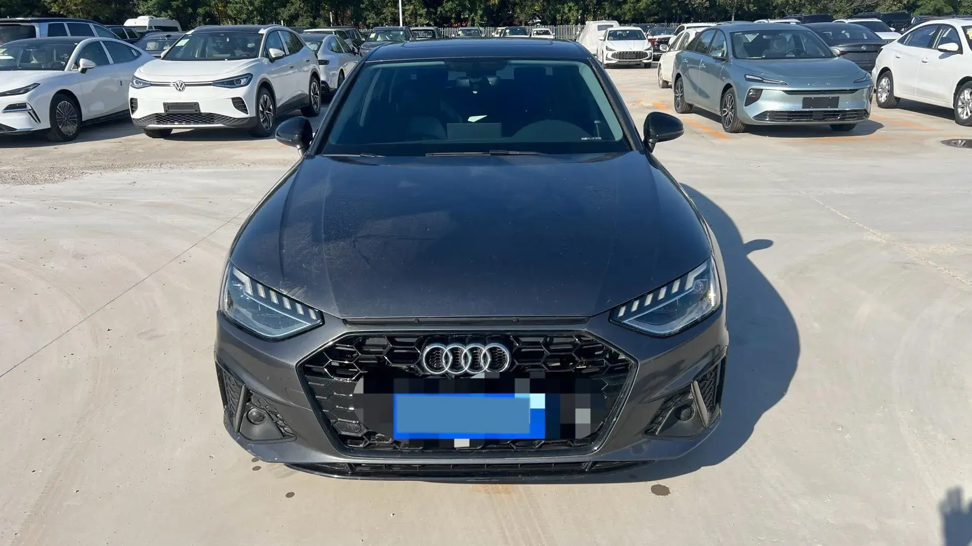 2022 AUDI A4L thumbnail 2