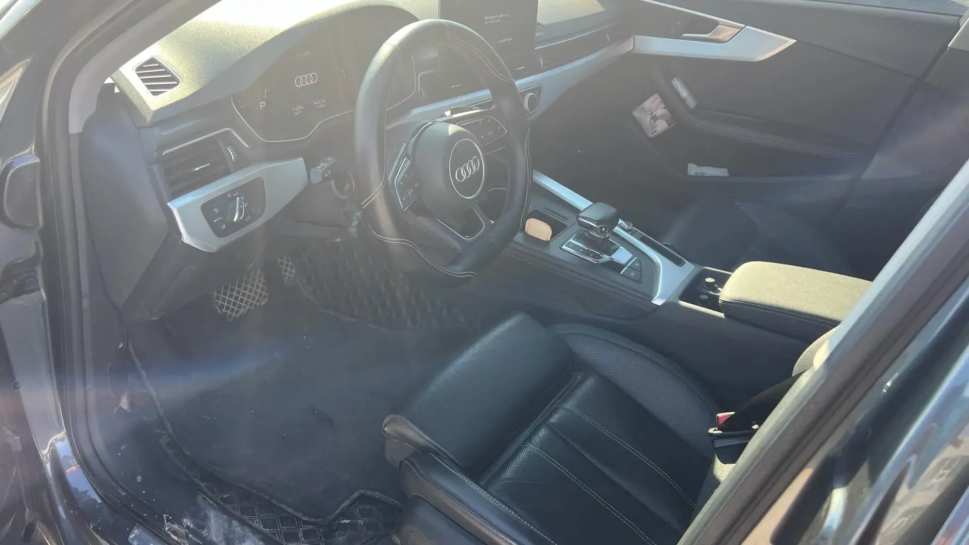 2022 AUDI A4L thumbnail 3