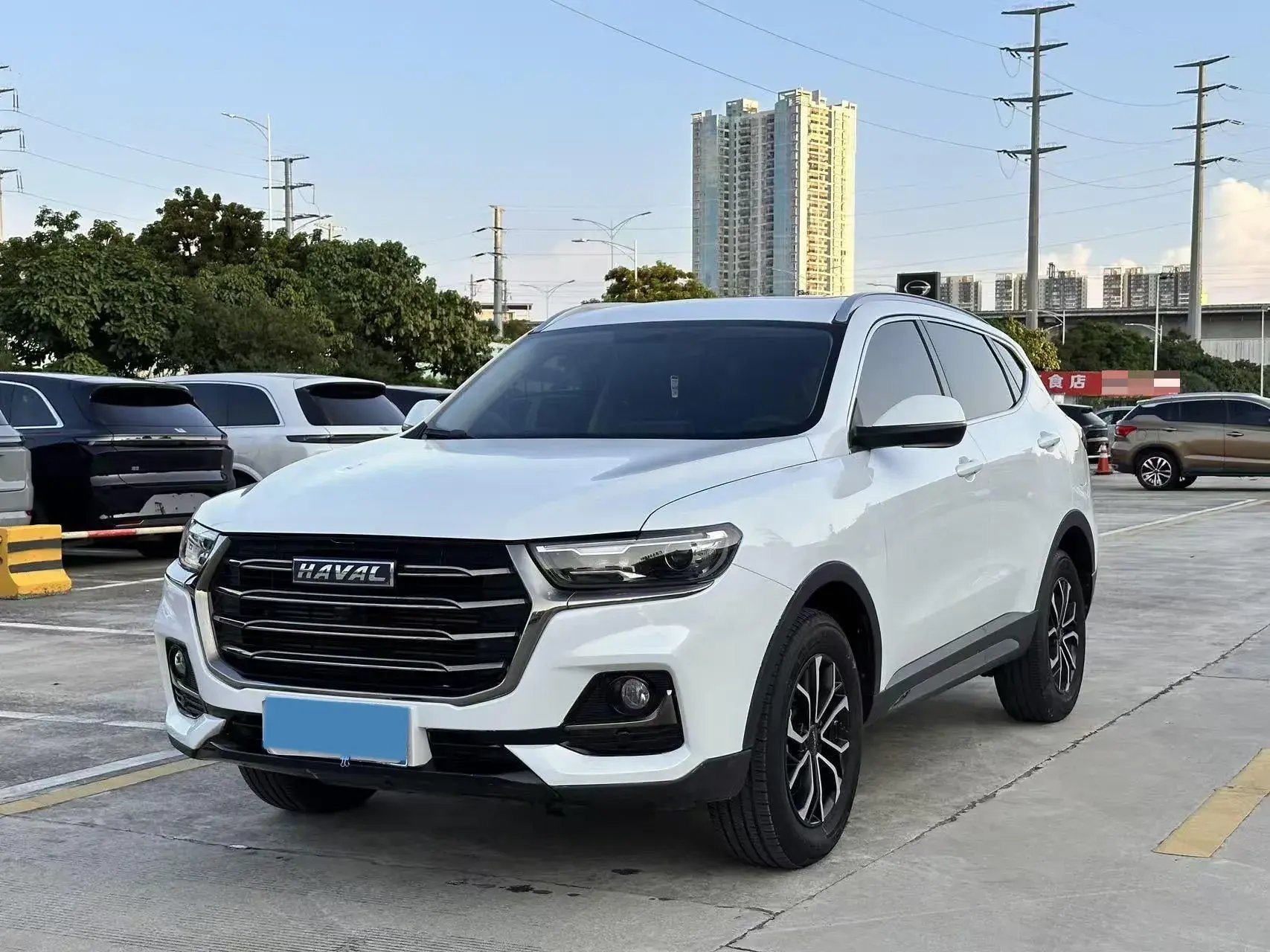 2021 HAVAL H6 view 1