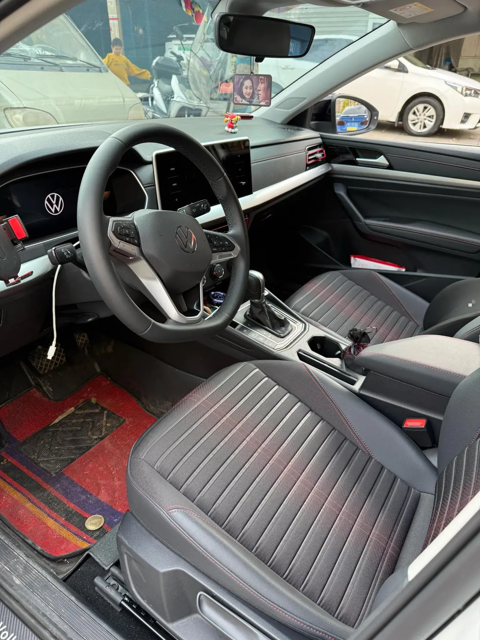 2024 VOLKSWAGEN LAVIDA thumbnail 3