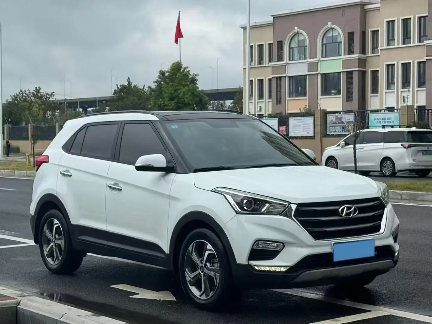 2019 HYUNDAI IX25 thumbnail 3