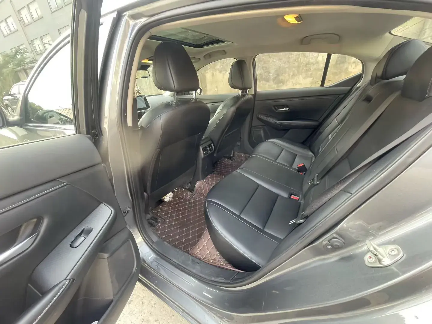 2021 NISSAN SYLPHY thumbnail 4