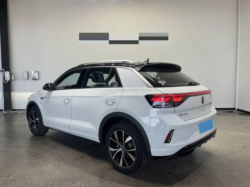 2026 Volkswagen T-Roc 1.5T 160HP L4 7DCT,autocango,china used car exporter,china ev exporter,chinese used car exporter,chinese used ev exporter