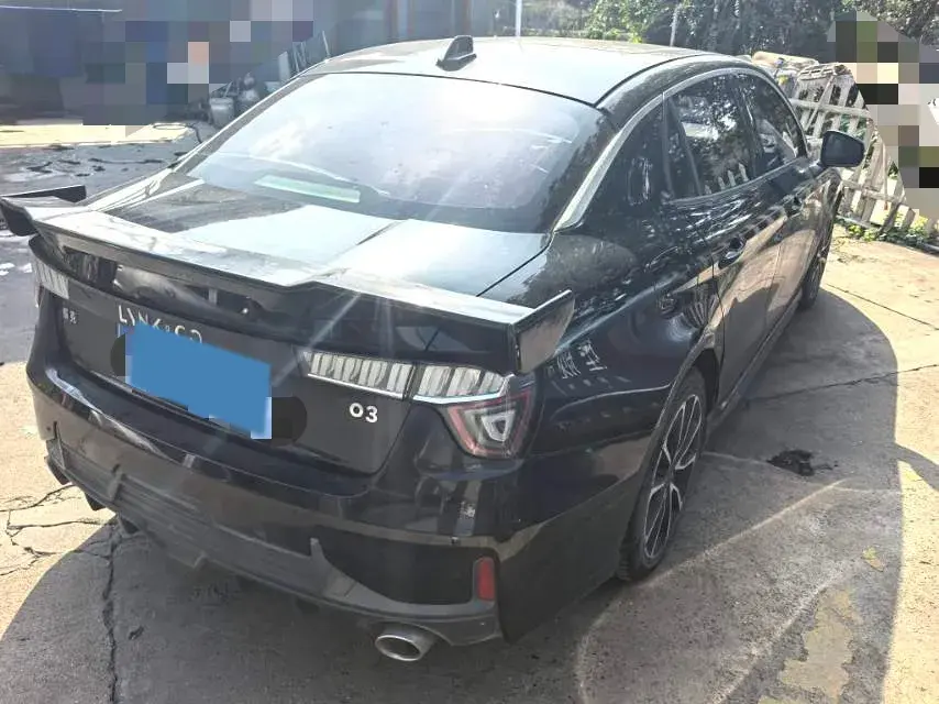 2019 LYNK&CO 03 thumbnail 3