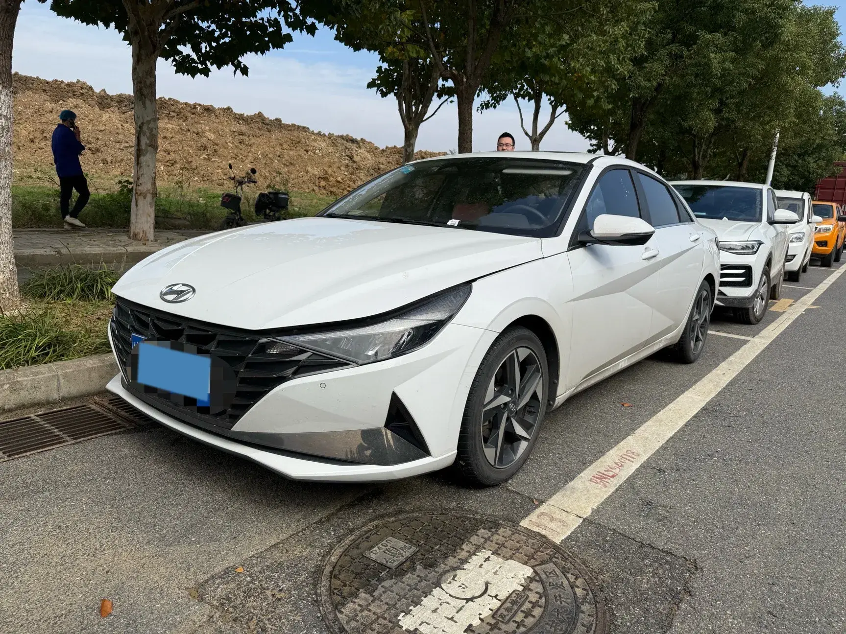 2021 HYUNDAI ELANTRA view 1