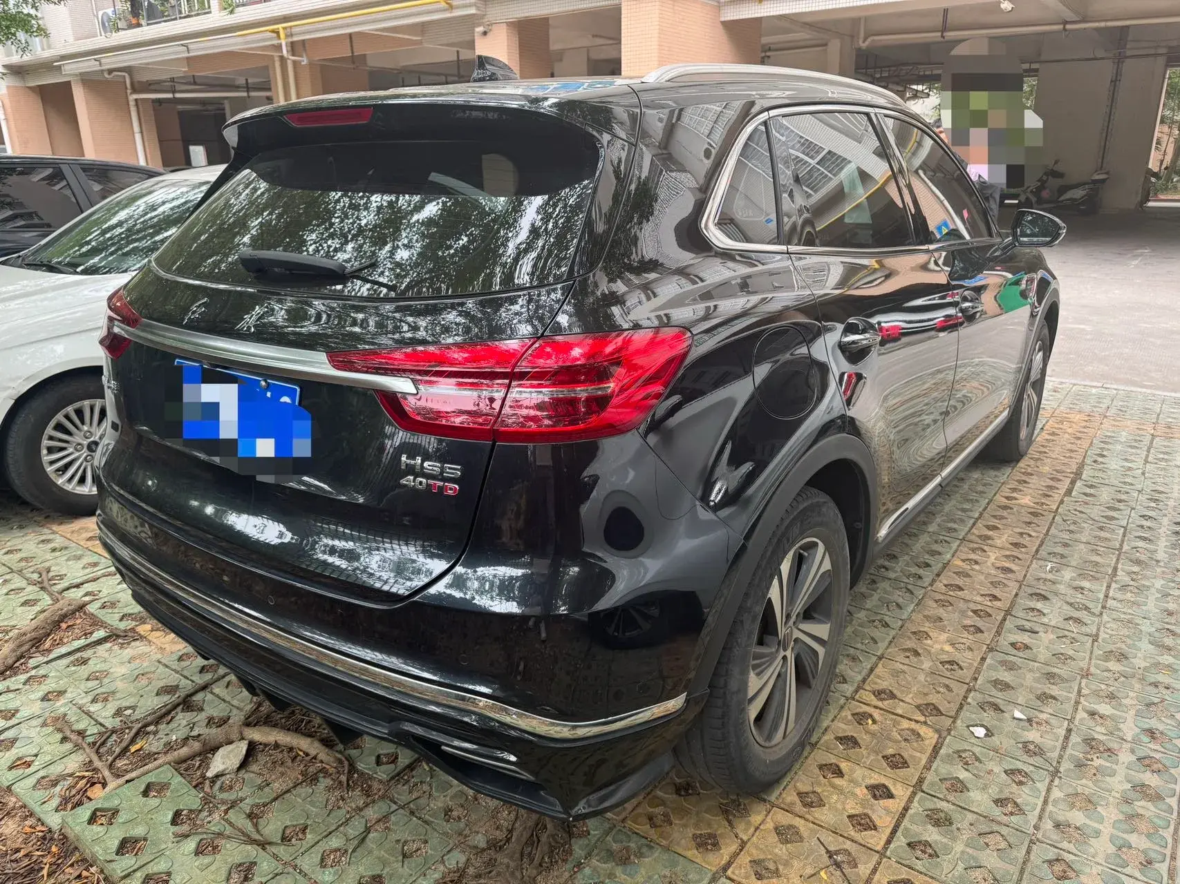 2019 HONGQI HS5 thumbnail 4