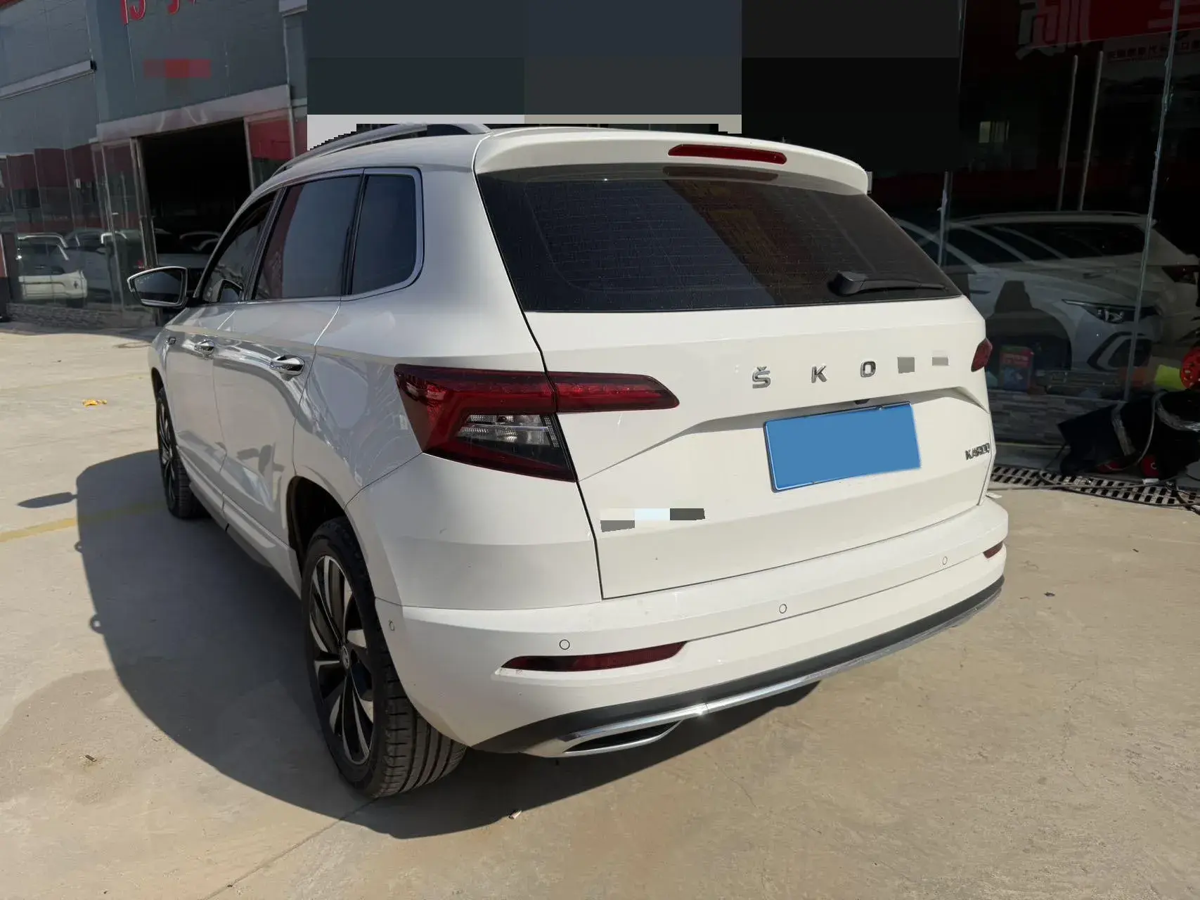 2022 SKODA KAROQ thumbnail 4