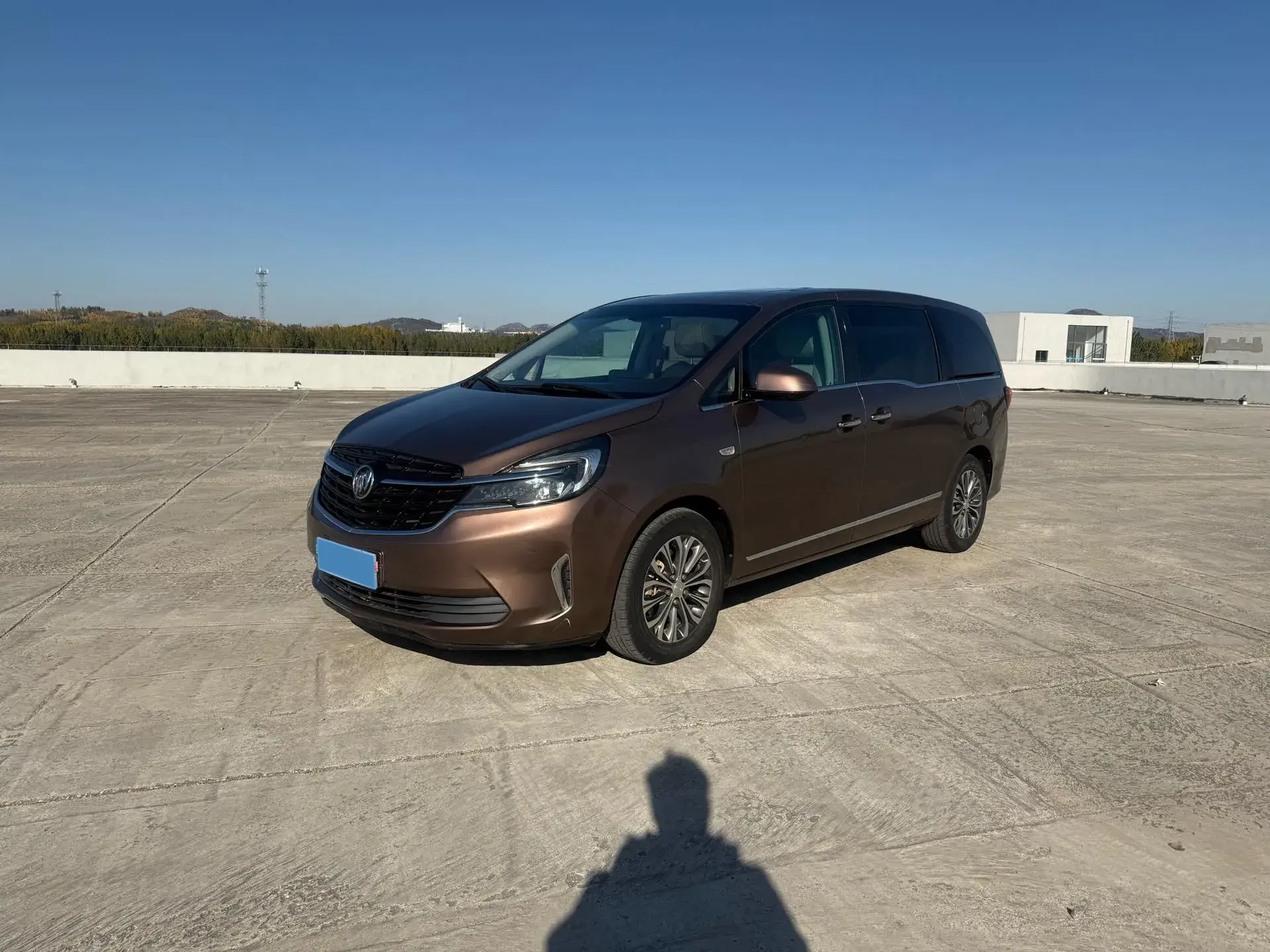 2020 BUICK GL8 view 1