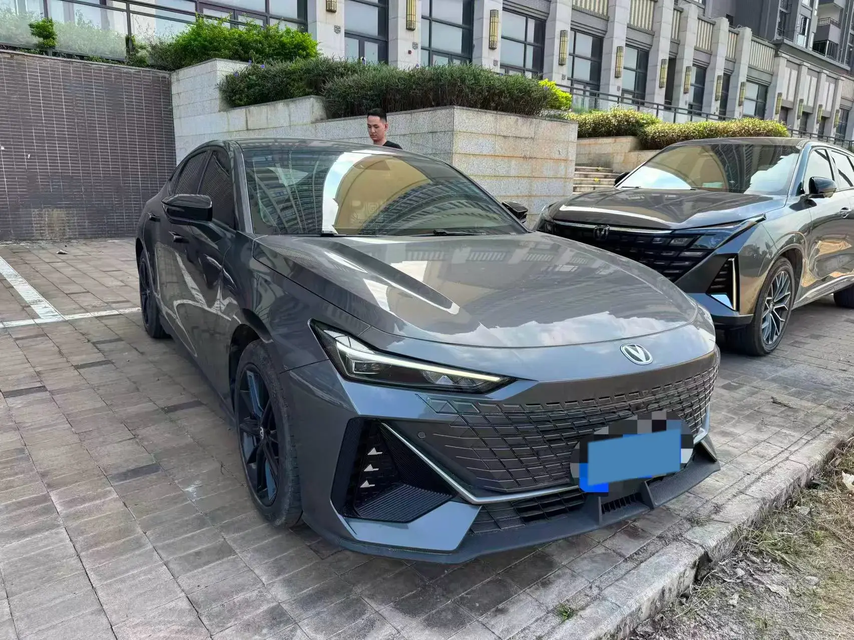 2022 CHANGAN UNI-V thumbnail 3