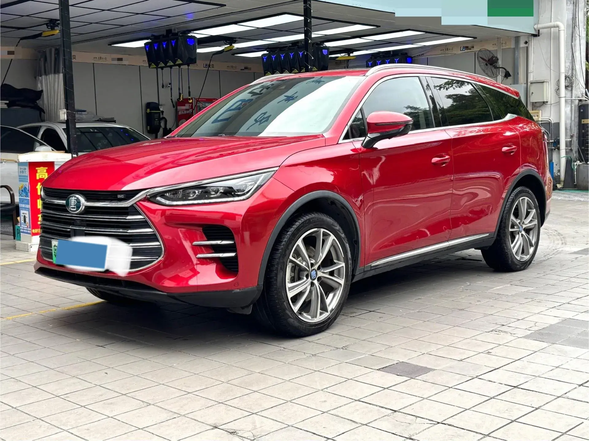 2020 BYD TANG view 1