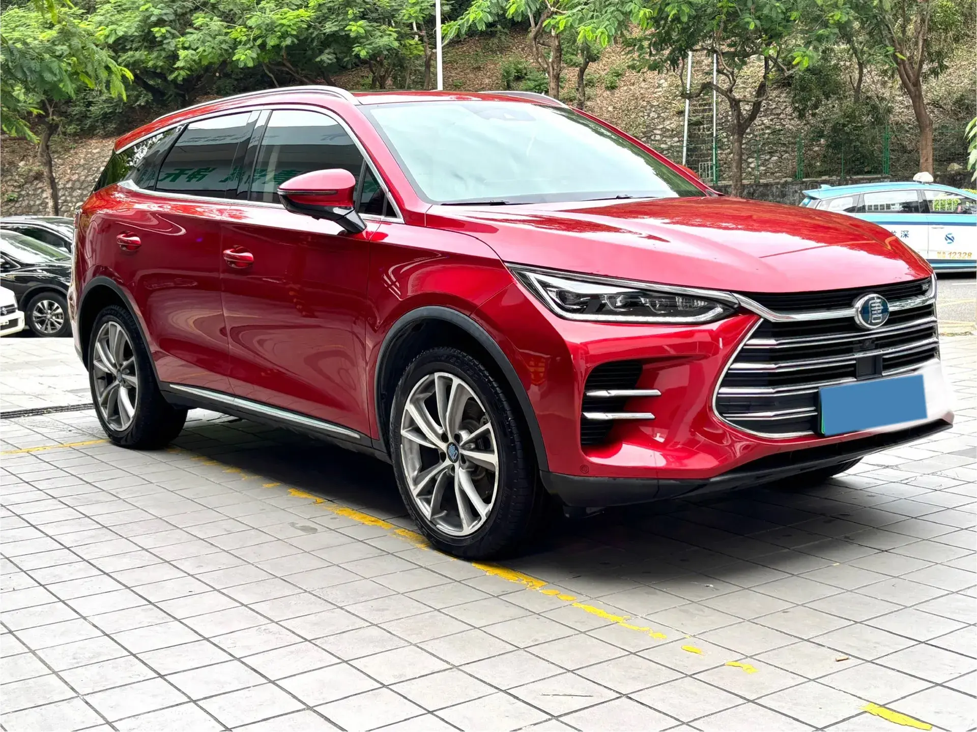 2020 BYD TANG thumbnail 2