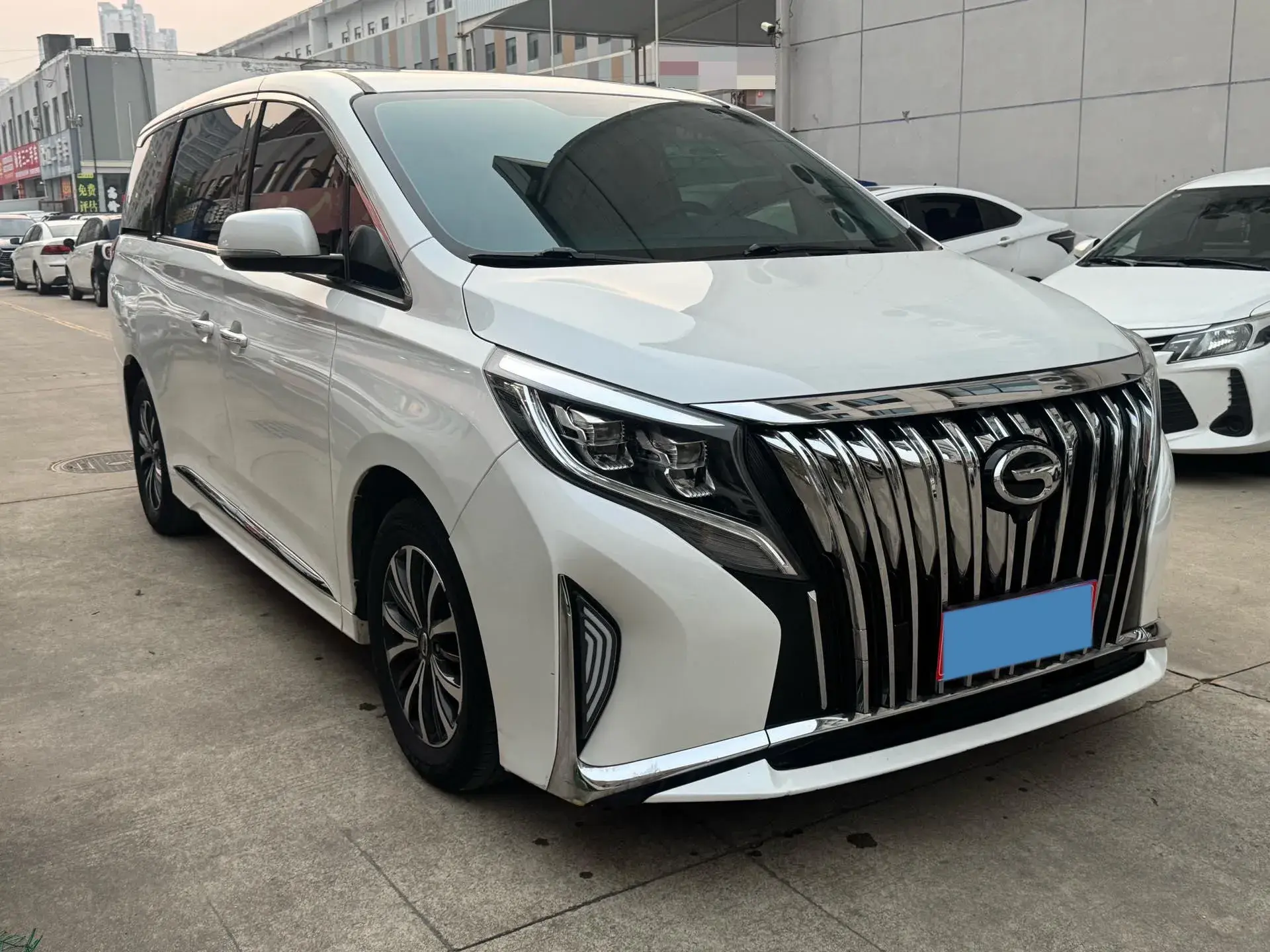 2021 GAC TRUMPCHI thumbnail 3