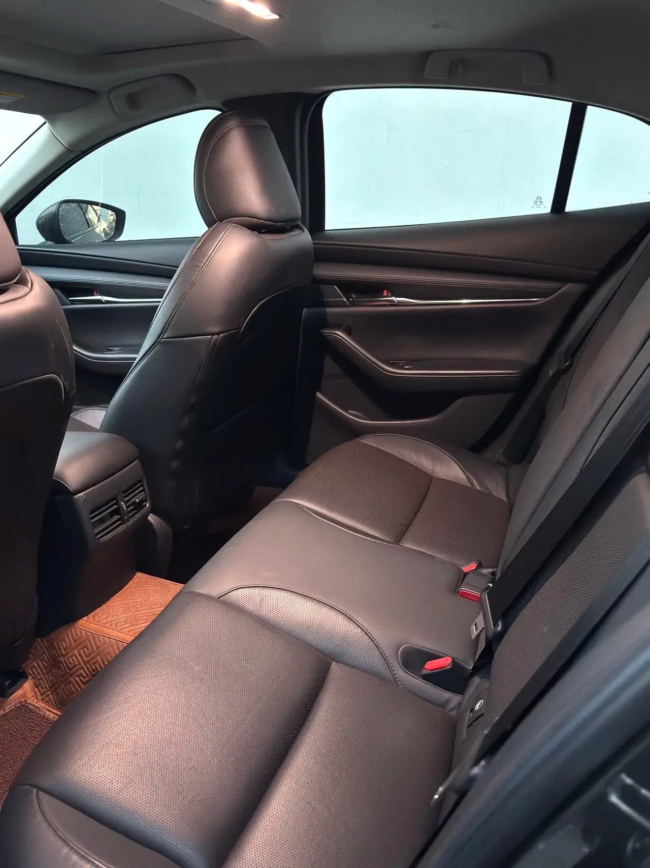 2020 MAZDA 3 thumbnail 4