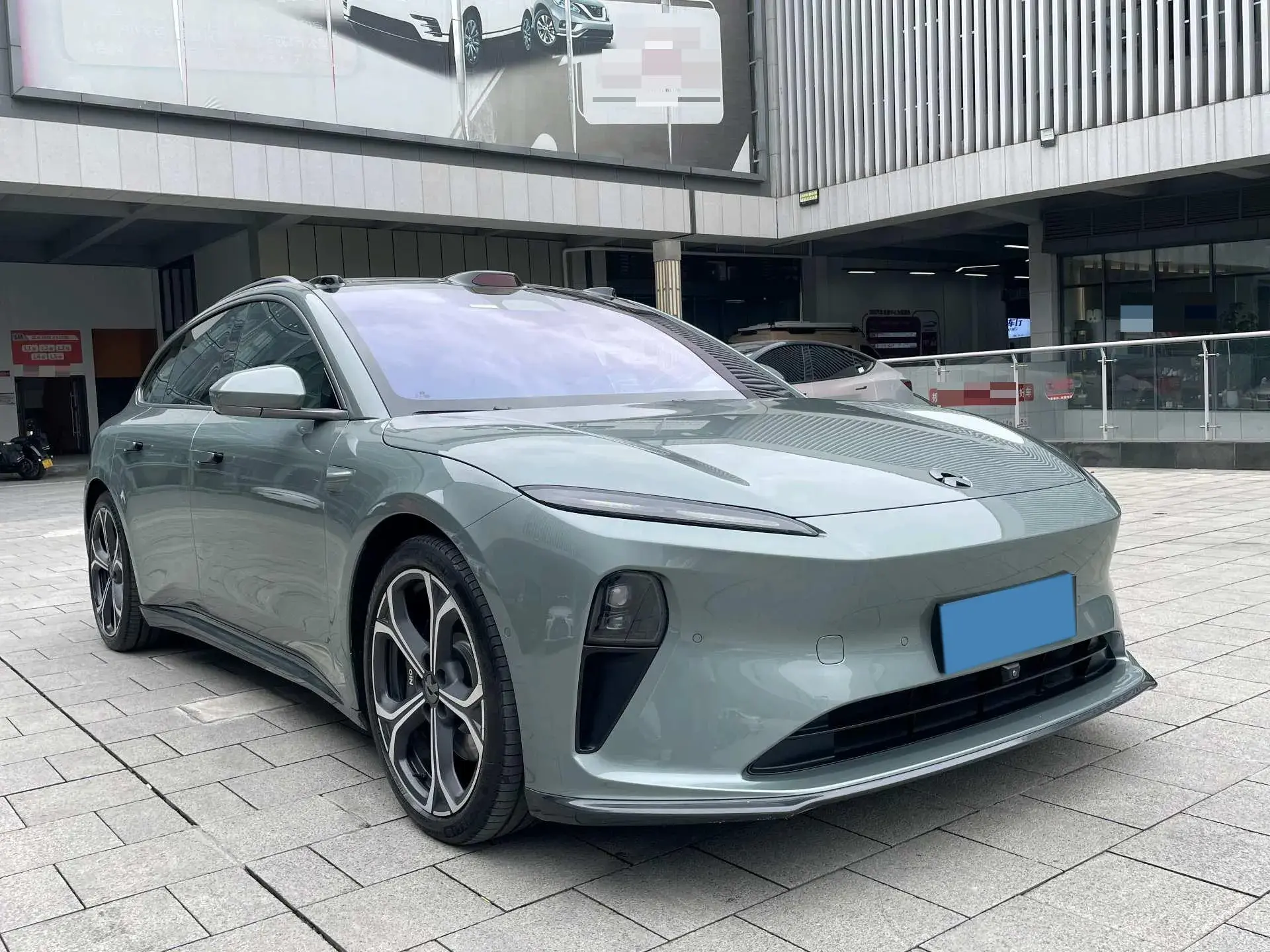 2023 NIO ET5T thumbnail 3
