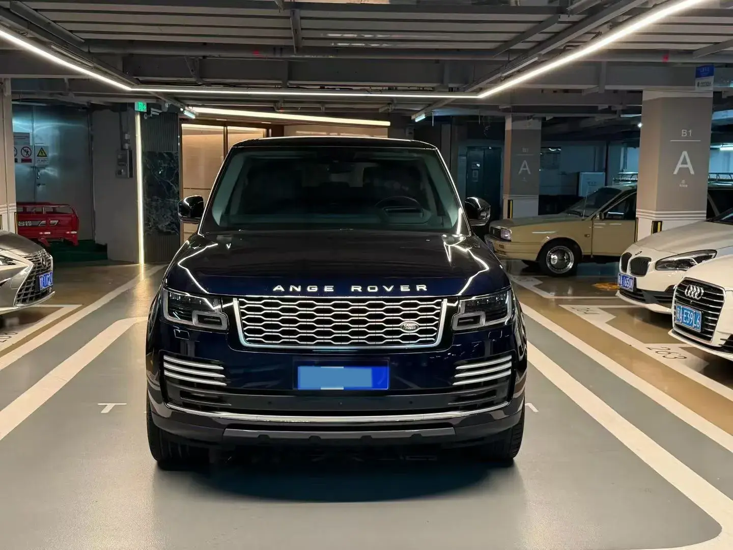 2021 LAND ROVER thumbnail 2