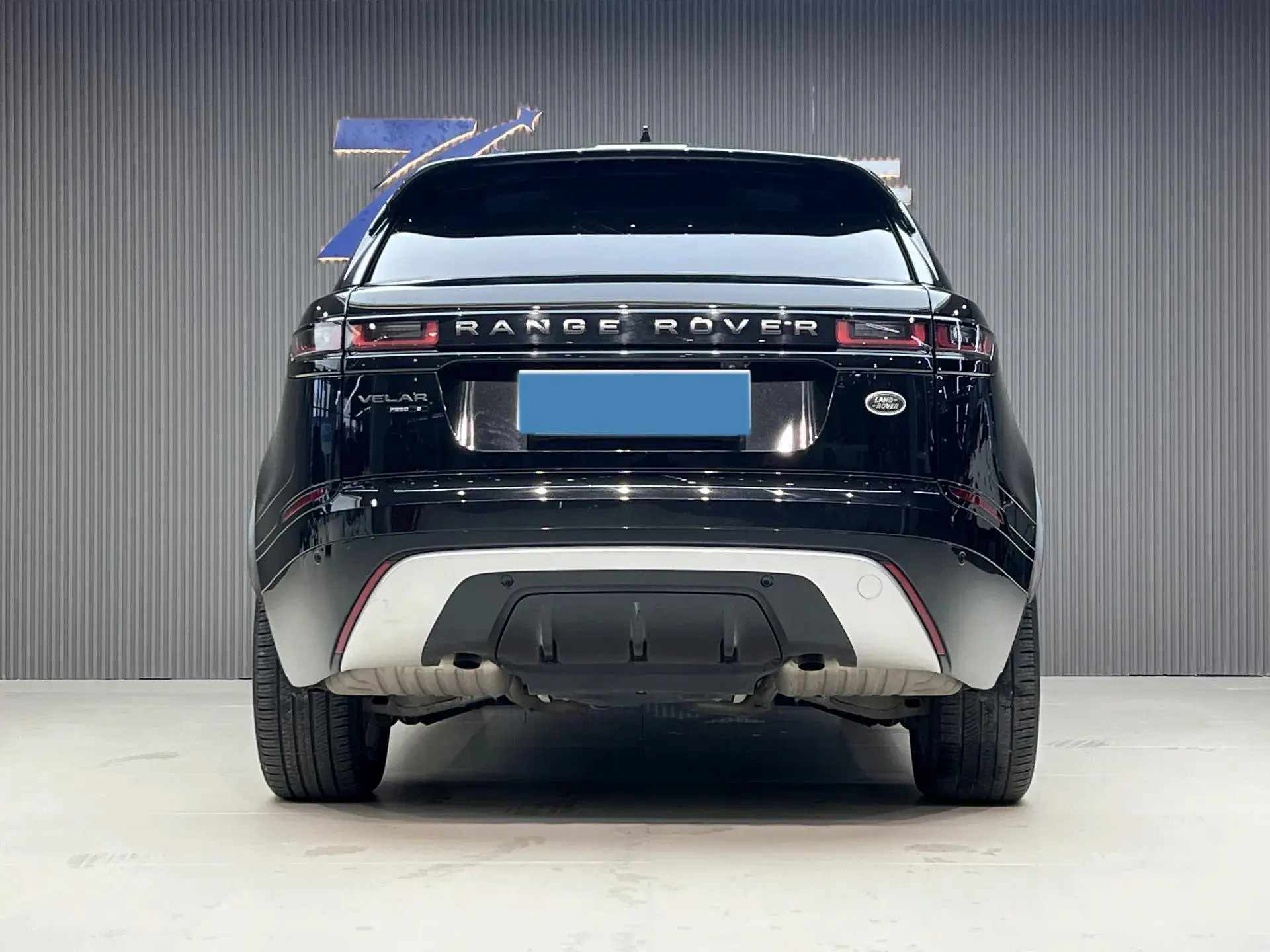 2020 LAND ROVER thumbnail 3
