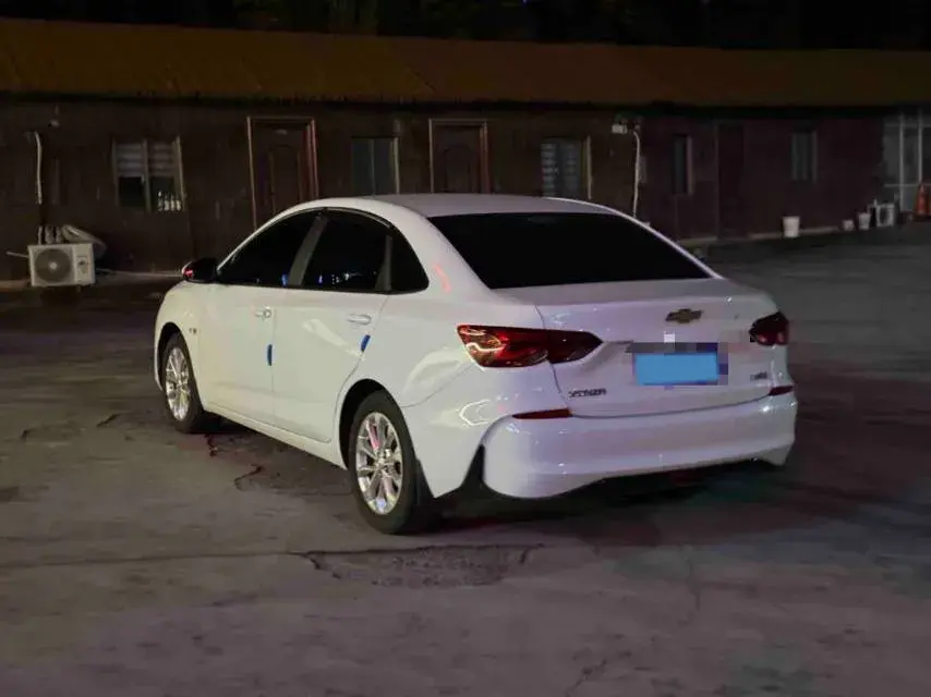 2023 CHEVROLET MONZA thumbnail 4