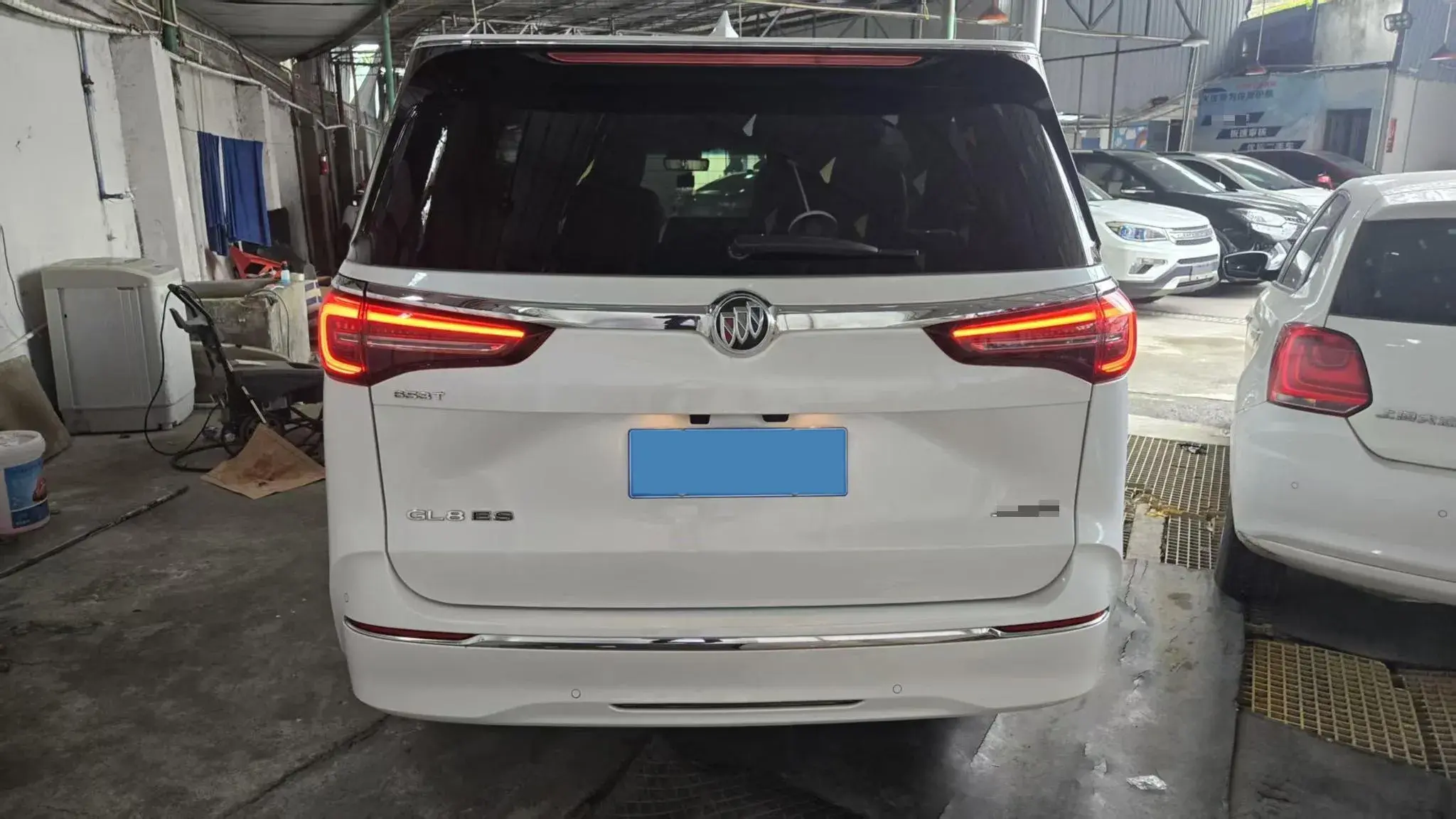 2018 BUICK GL8 thumbnail 3