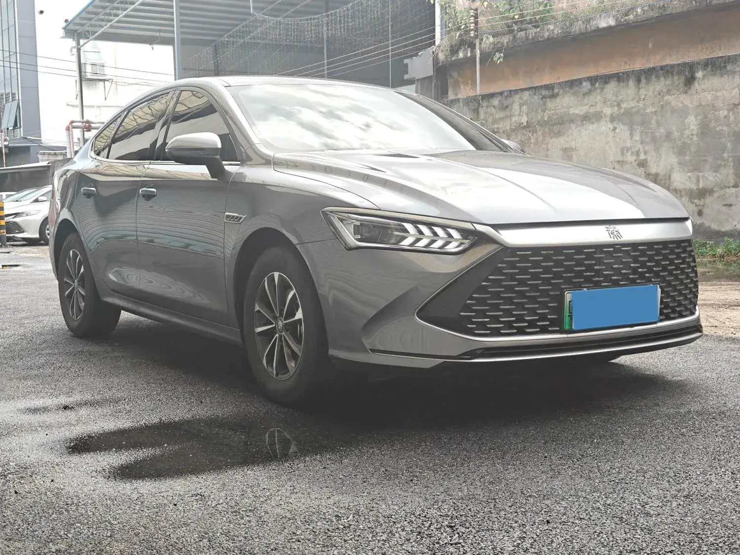 2024 BYD QIN thumbnail 3