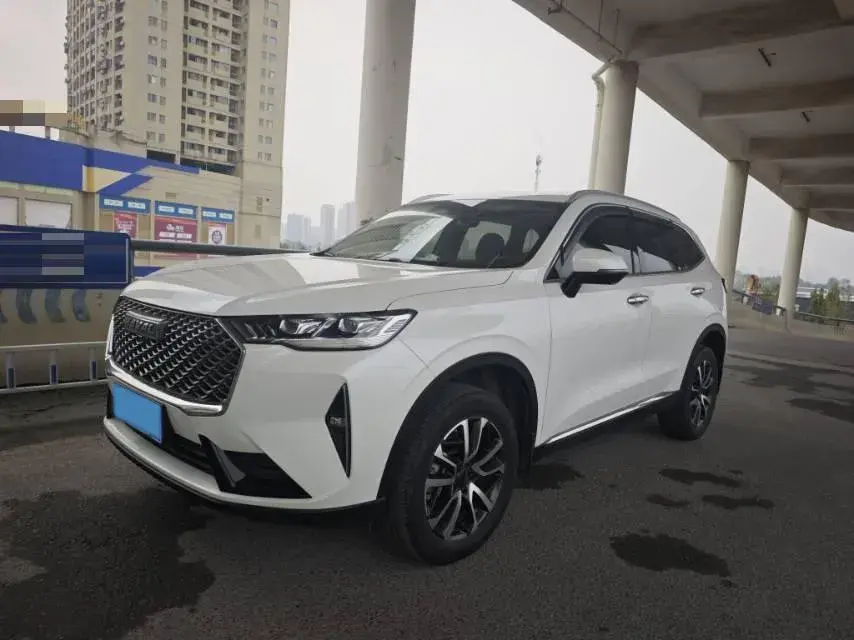 2021 HAVAL H6 view 1