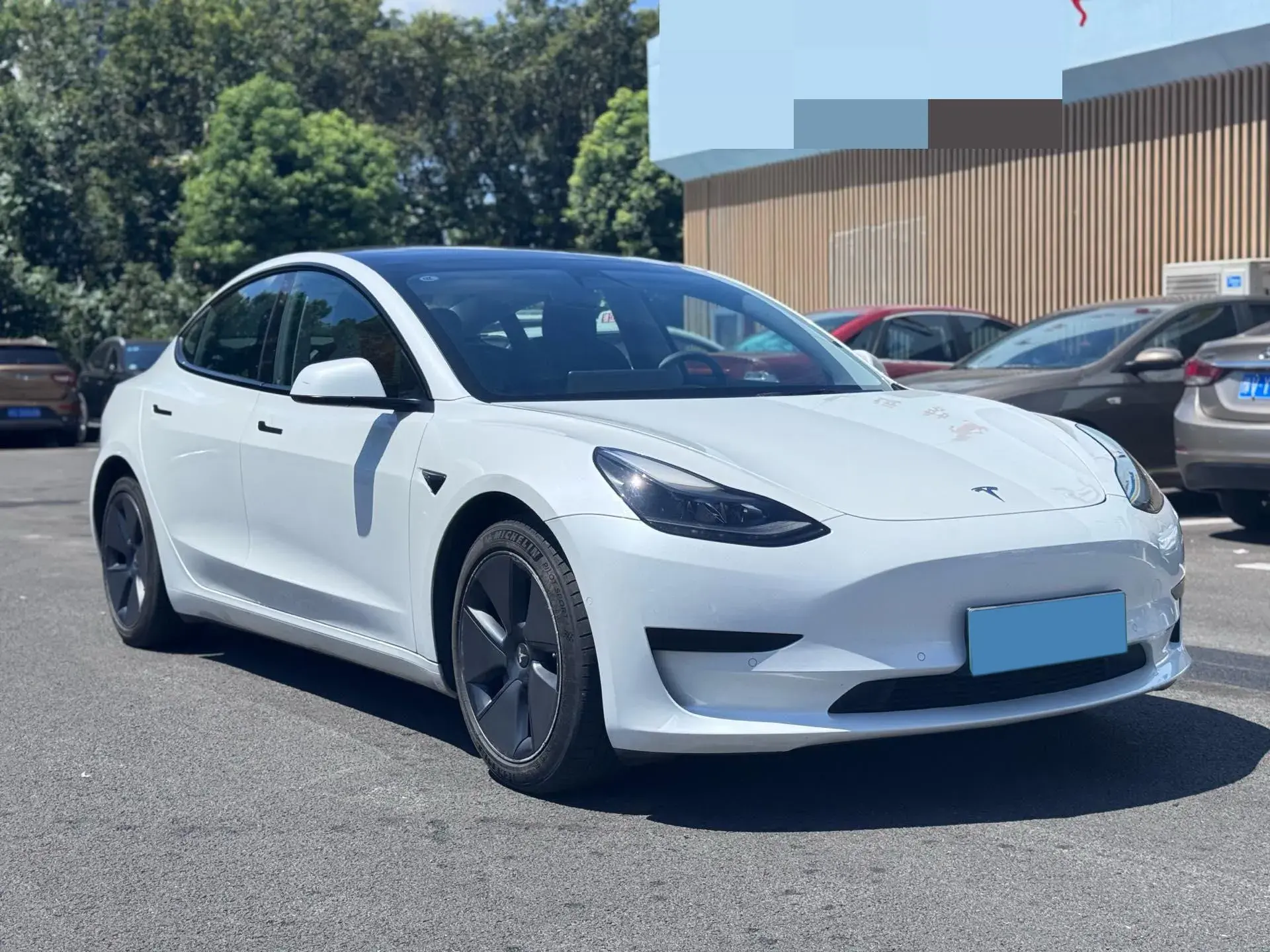 2021 TESLA MODEL thumbnail 3