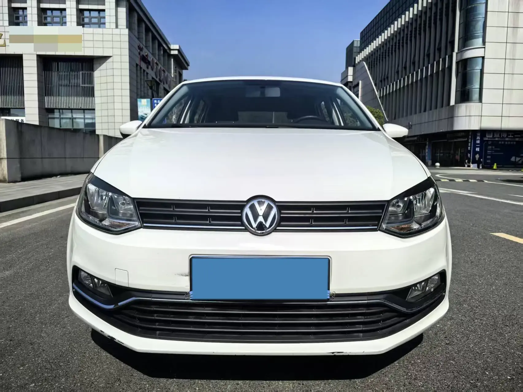 2018 VOLKSWAGEN POLO thumbnail 2