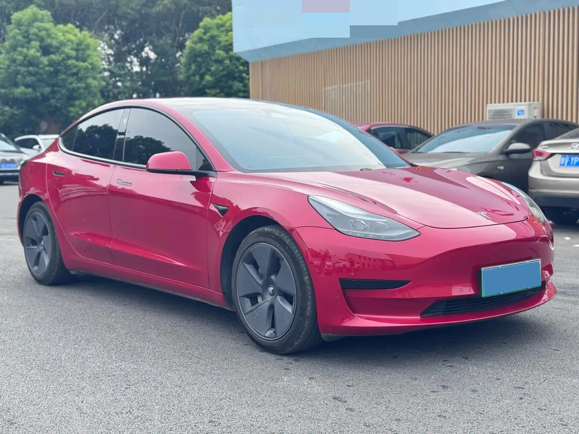 2021 TESLA MODEL thumbnail 3