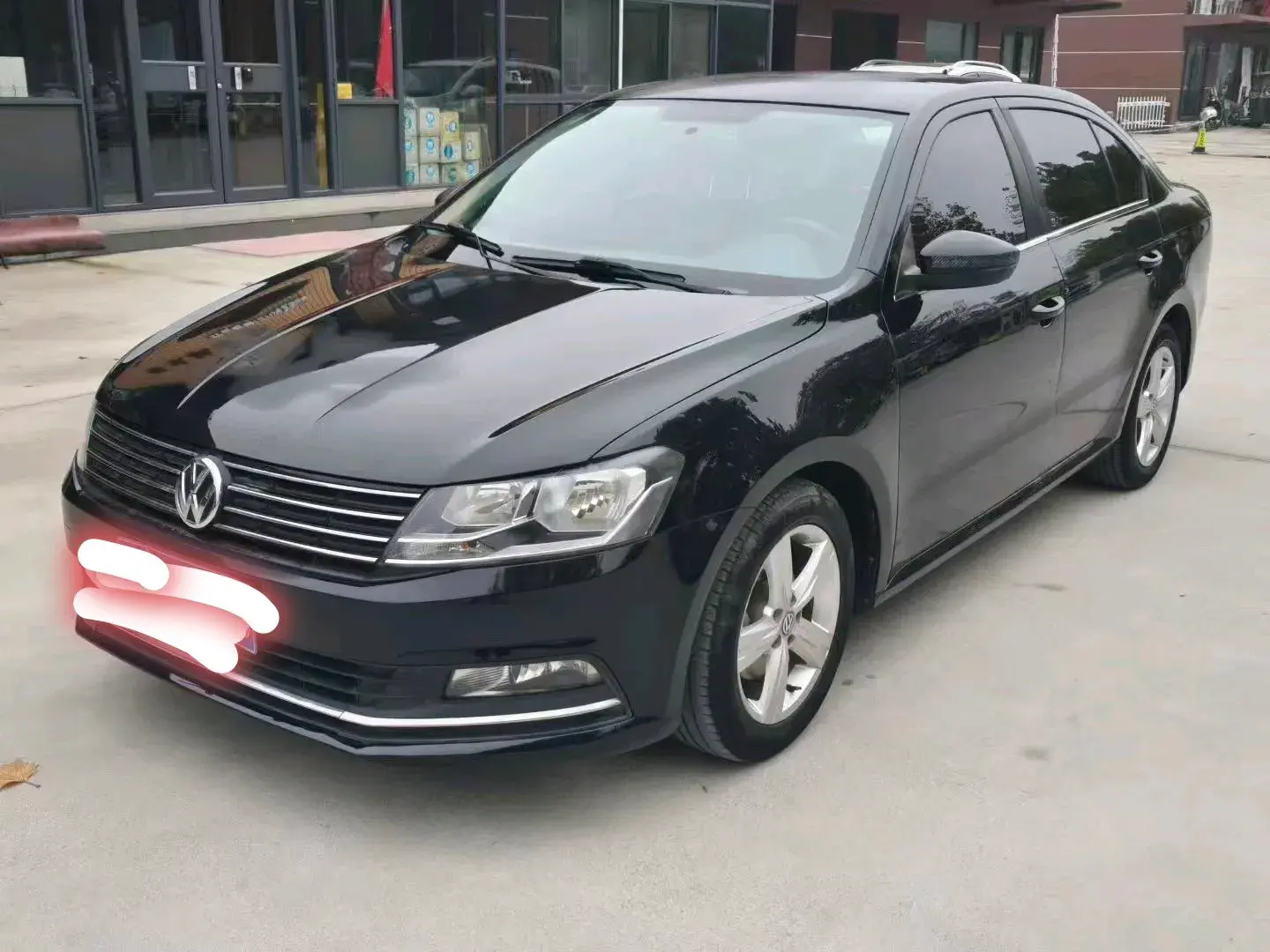 2017 VOLKSWAGEN LAVIDA view 1
