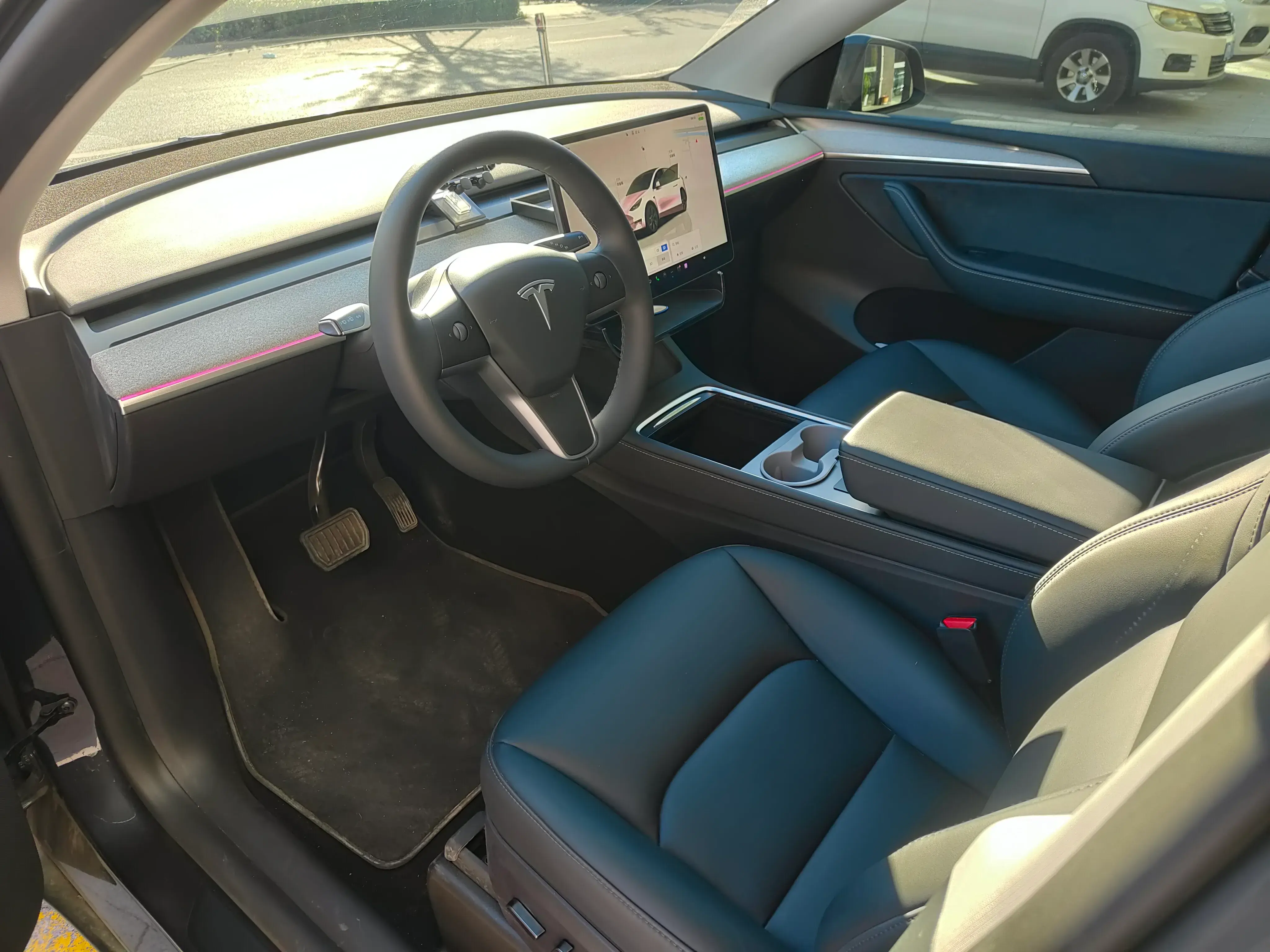 2024 TESLA MODEL thumbnail 4