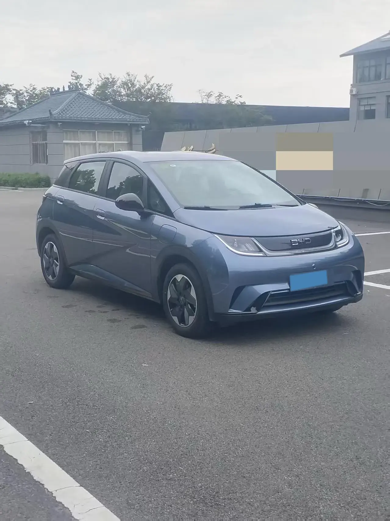 2025 BYD DOLPHIN thumbnail 3