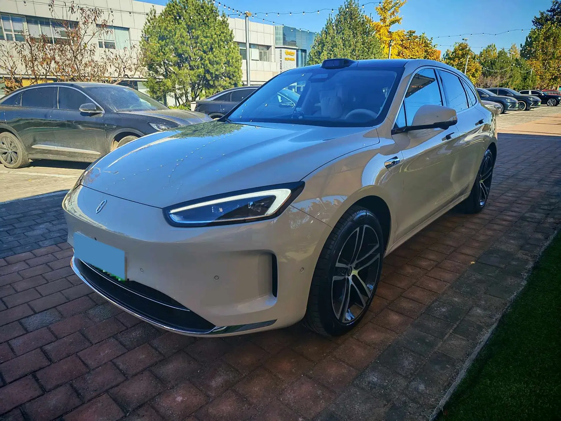 2025 AITO AITO view 1