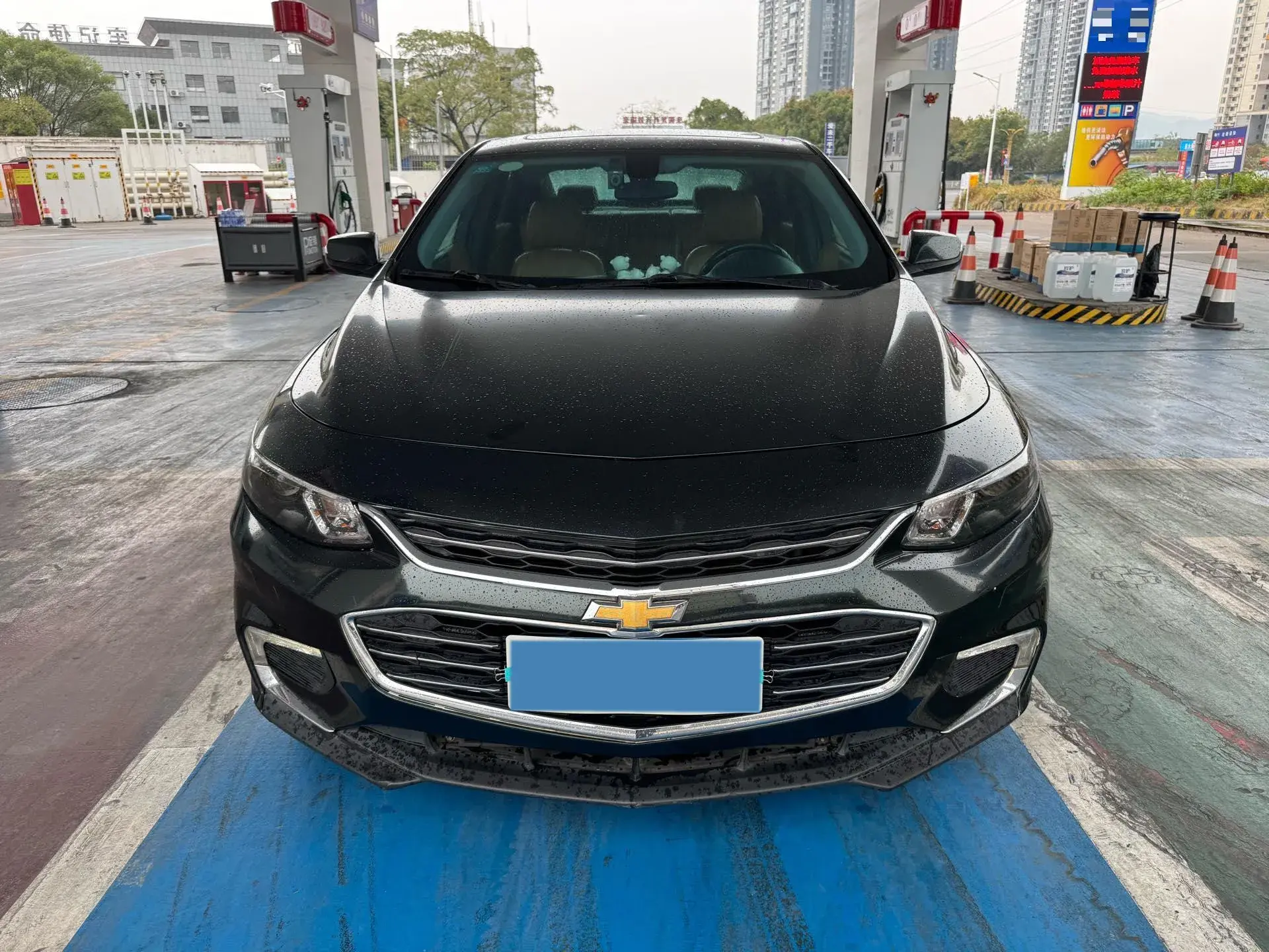 2018 CHEVROLET MALIBU thumbnail 2