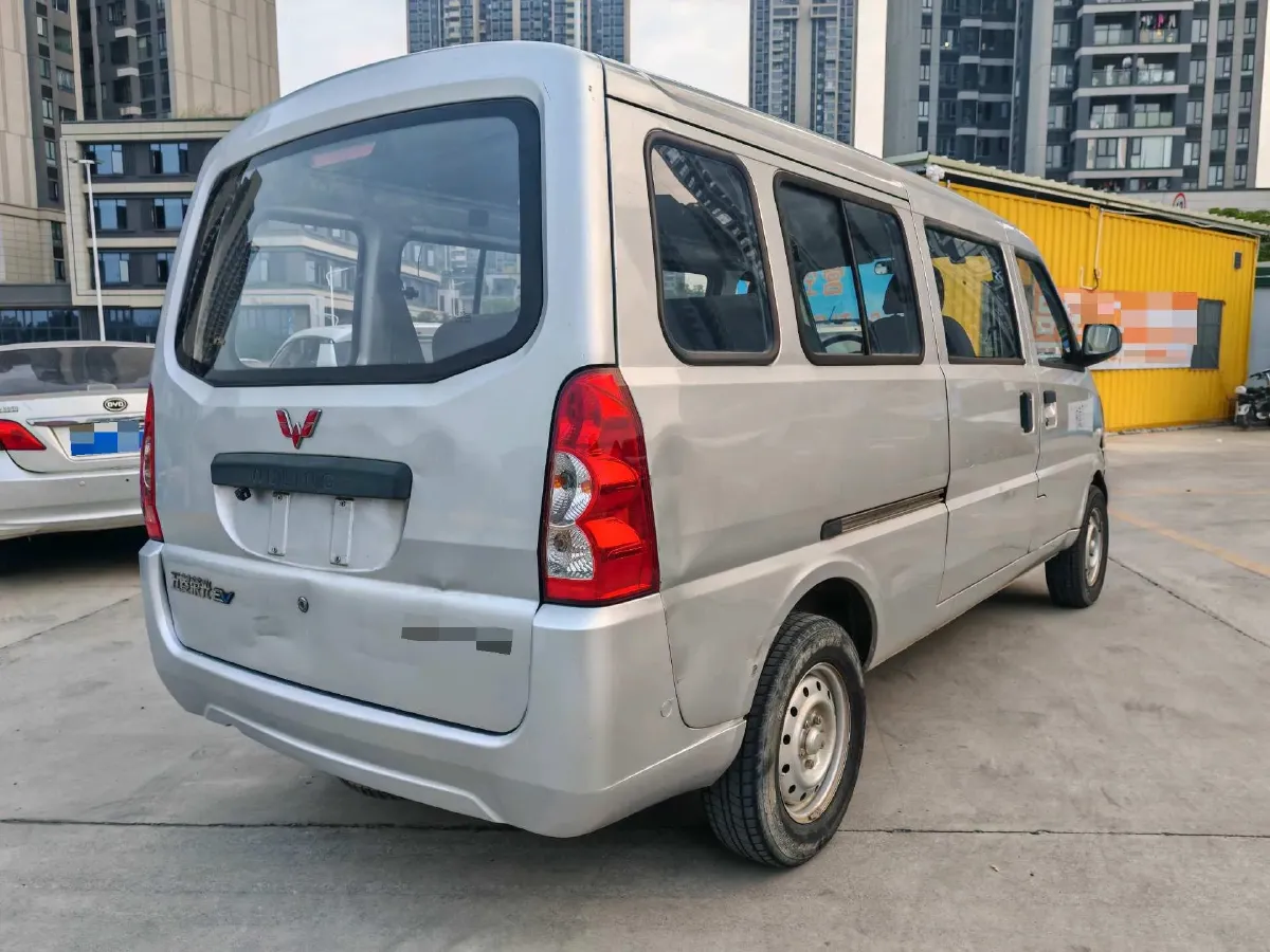 2022 WuLing RongGuang EV BEV 41.6KWH,autocango,china used car exporter,china ev exporter,chinese used car exporter,chinese used ev exporter