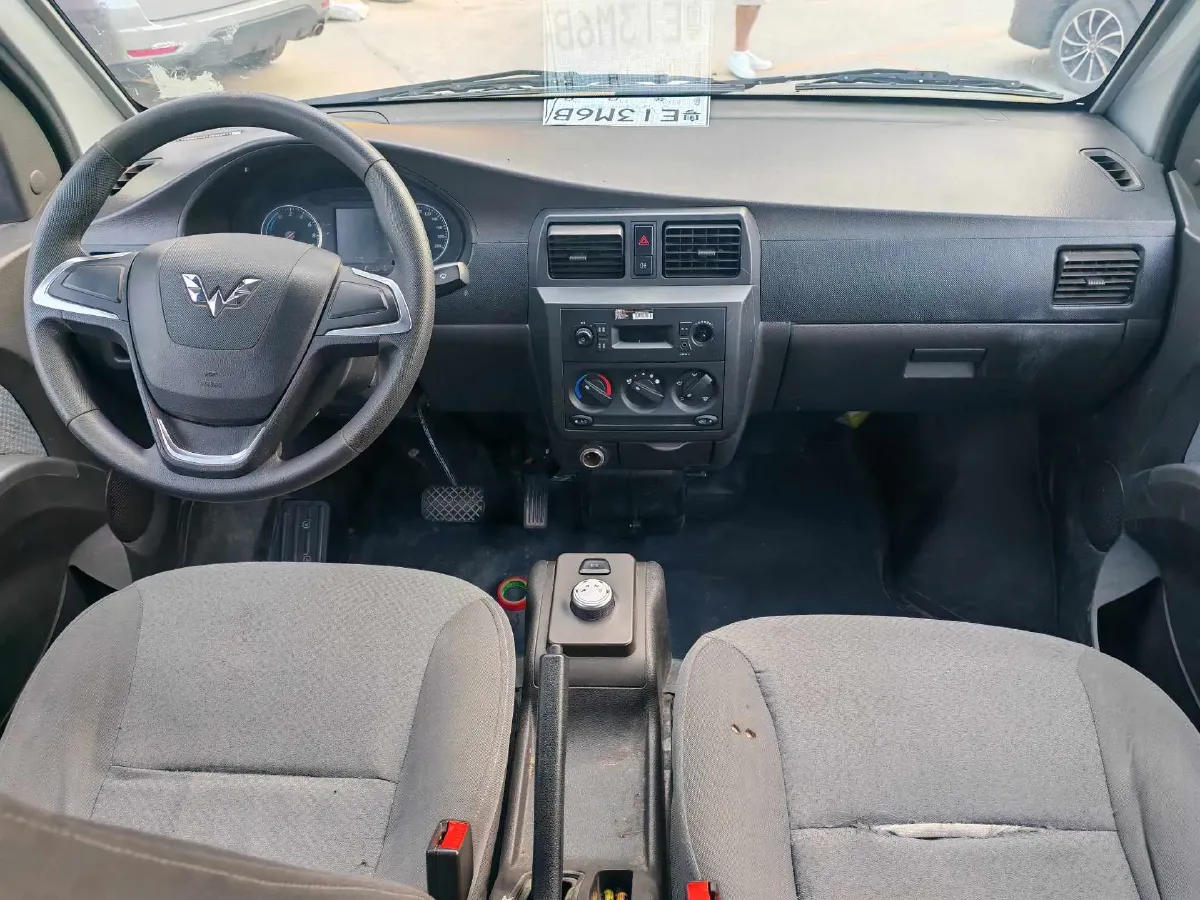 2022 WuLing RongGuang EV BEV 41.6KWH,autocango,china used car exporter,china ev exporter,chinese used car exporter,chinese used ev exporter