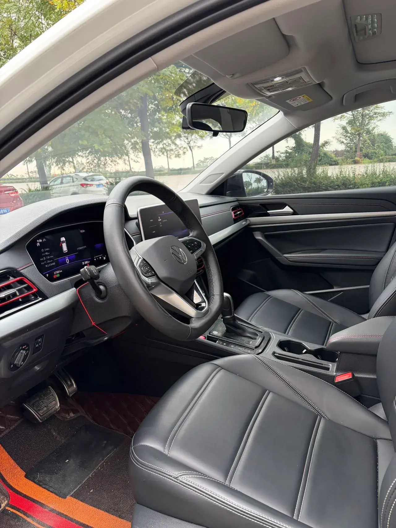 2023 VOLKSWAGEN LAVIDA thumbnail 4