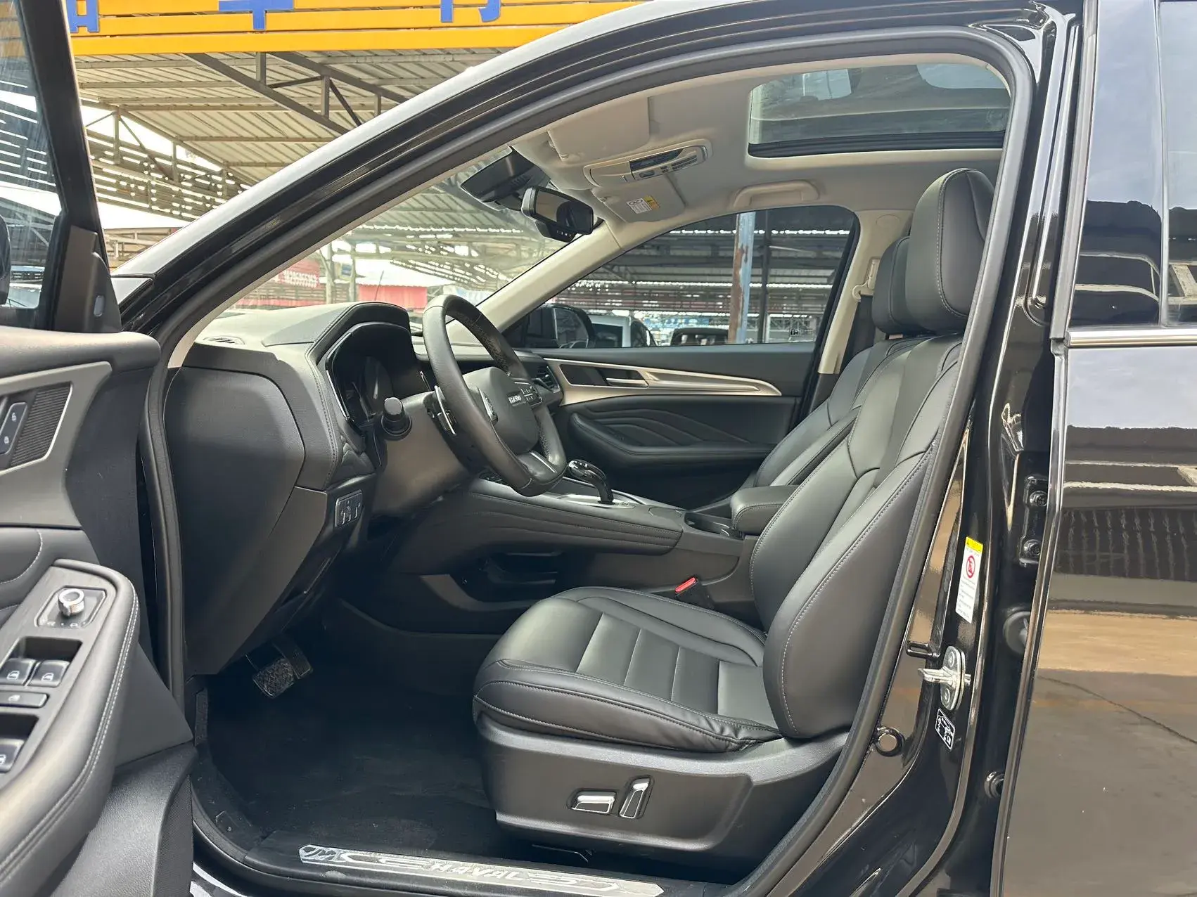 2019 HAVAL F7 thumbnail 4